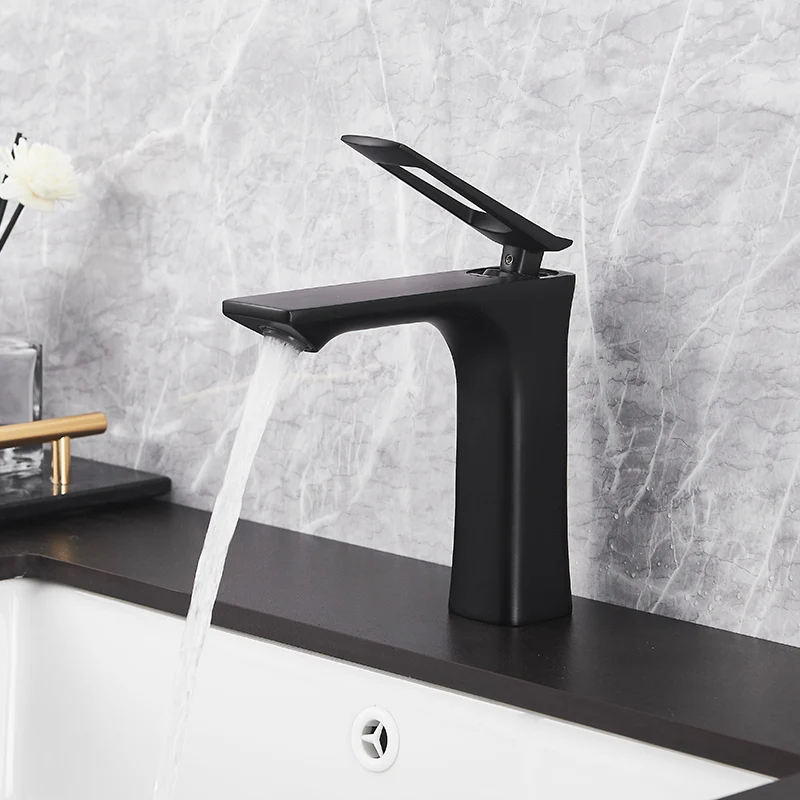 Tocca del bagno nero opaco